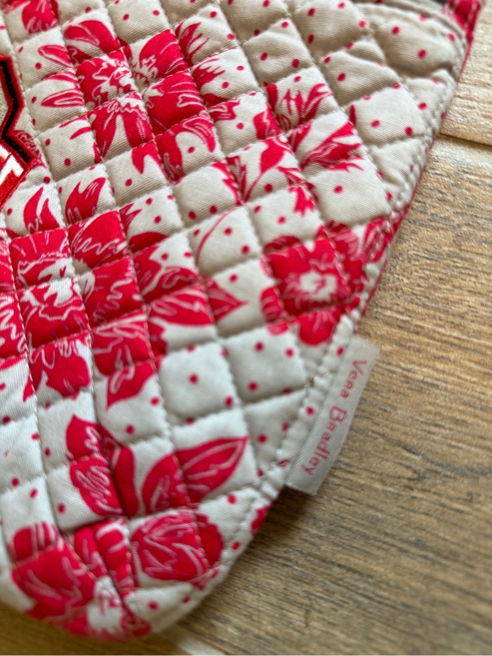 Vera Bradley Red and Gray Floral Quilted Ohio State Crossbody NWT - Picture 3 of 8
